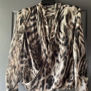 Jennifer Lopez Blouse size M